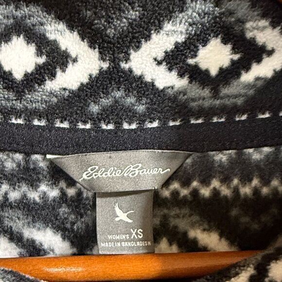 Eddie Bauer Black and White Zip Up Fleece Pullover - Picture 2 of 8